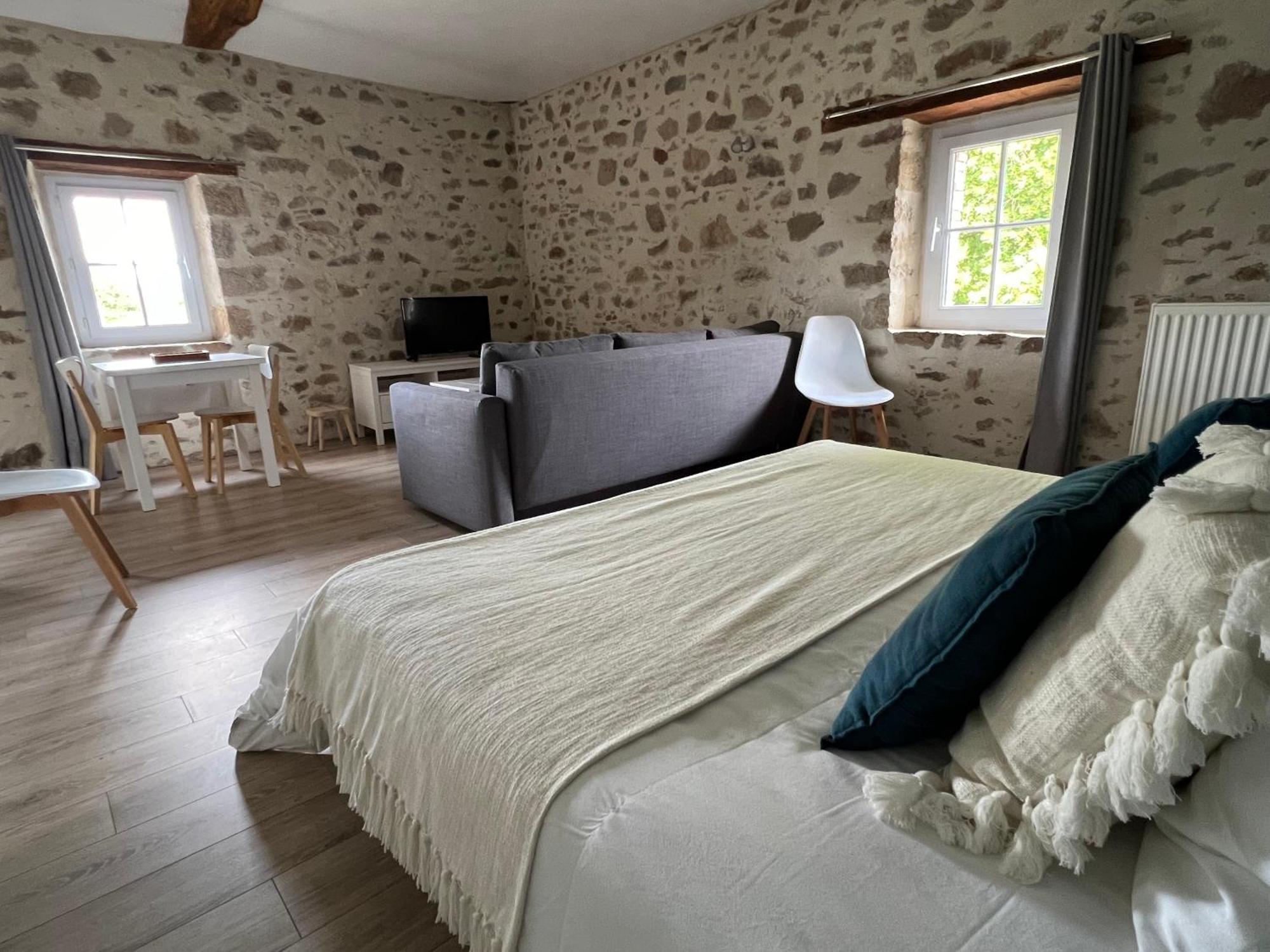 La Milliere - Piscine & Campagne - Cathelineau & Lescure Bed & Breakfast Le Poiré-sur-Vie Eksteriør bilde